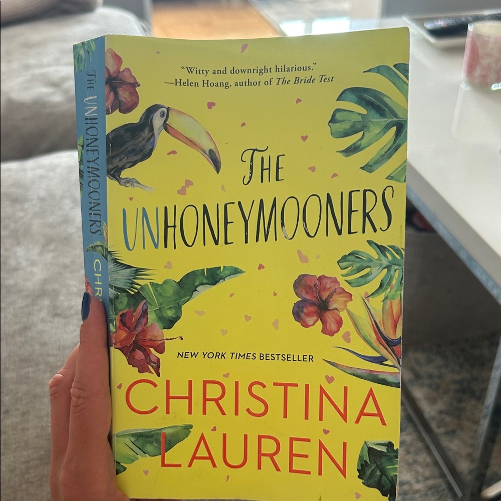 The Unhoneymooners by Christina Lauren